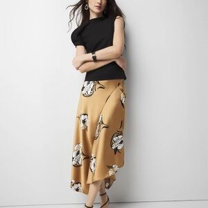 White House Black Market Gold Floral High Low Skirt